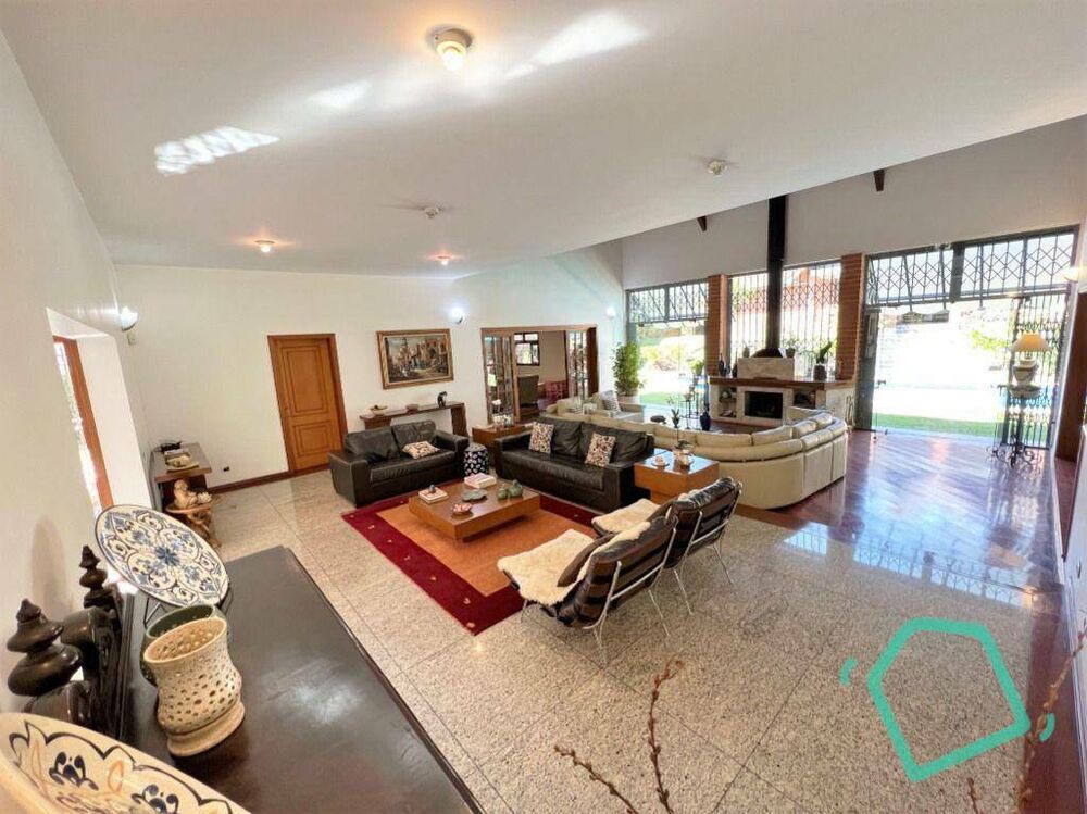 Casa de Condomínio à venda com 4 quartos, 636m² - Foto 1