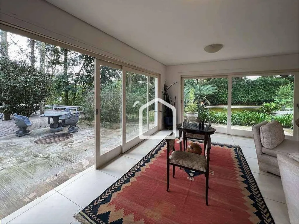 Casa, 5 quartos, 1190 m² - Foto 2