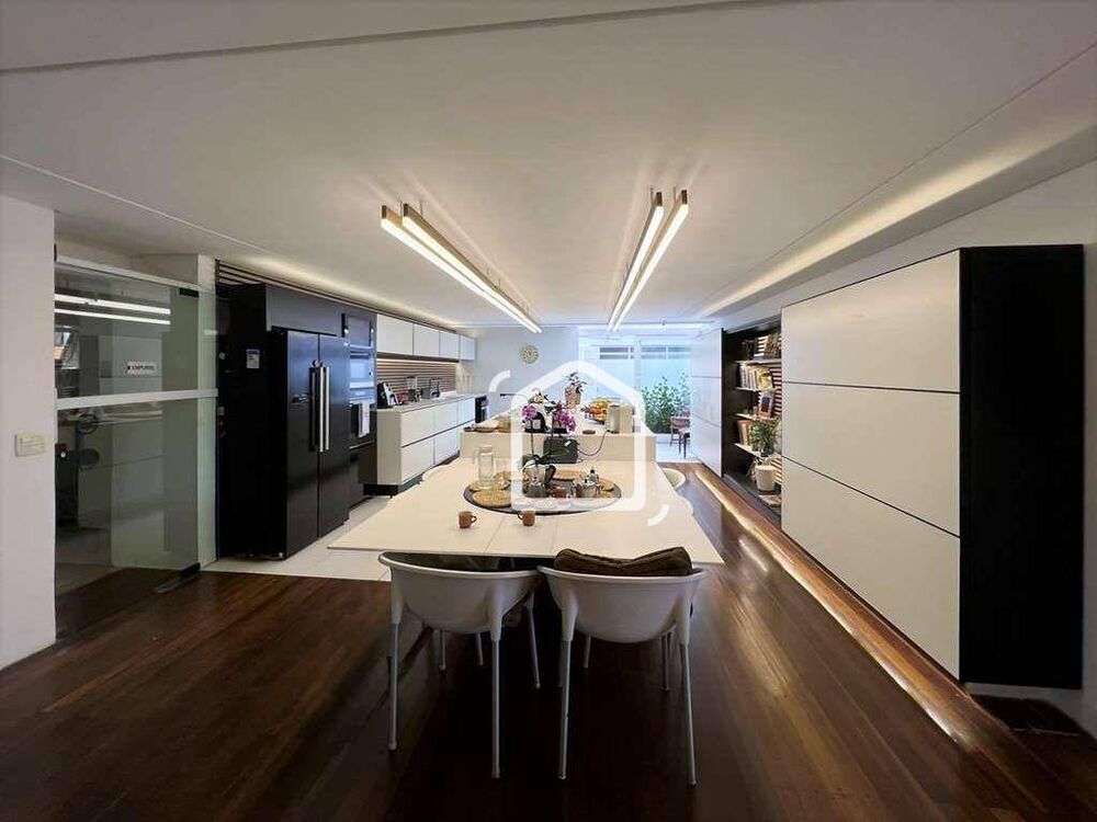 Casa, 5 quartos, 1190 m² - Foto 2