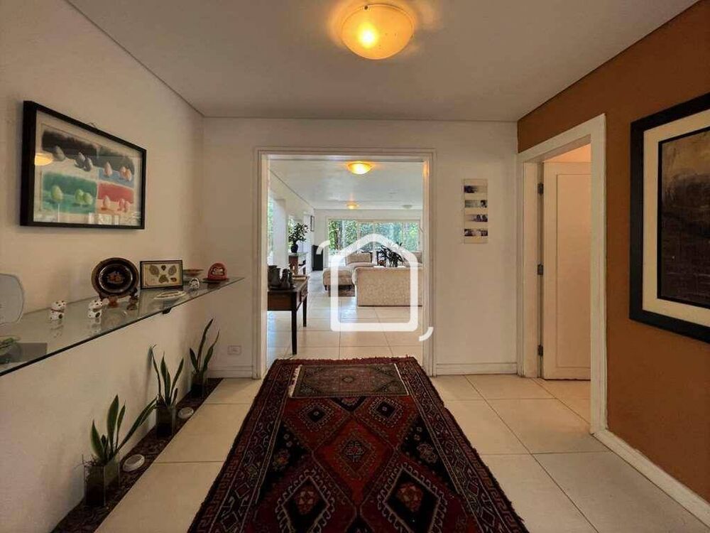 Casa, 5 quartos, 1190 m² - Foto 1