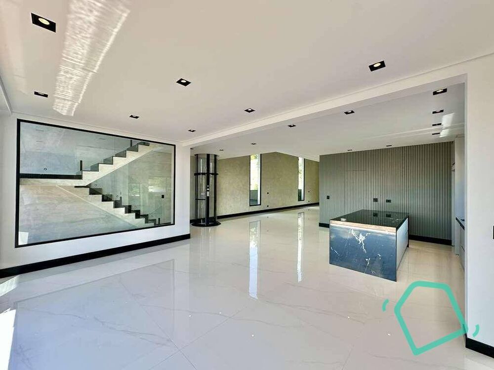 Casa de Condomínio à venda com 4 quartos, 440m² - Foto 8