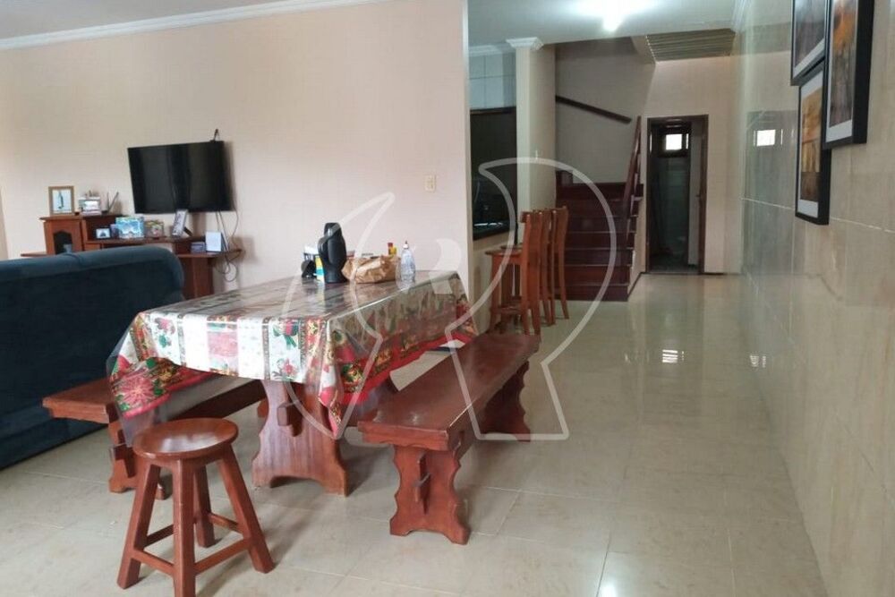 Casa, 5 quartos, 220 m² - Foto 5