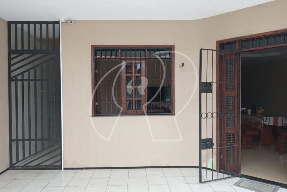 Casa, 5 quartos, 220 m² - Foto 2