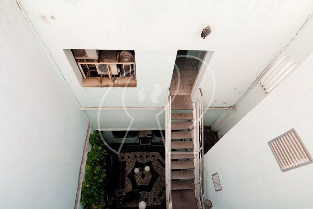 Prédio Inteiro à venda, 694m² - Foto 2