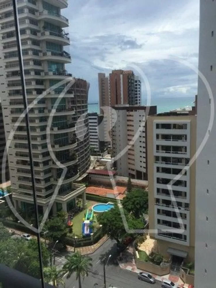 Apartamento à venda com 2 quartos, 68m² - Foto 2