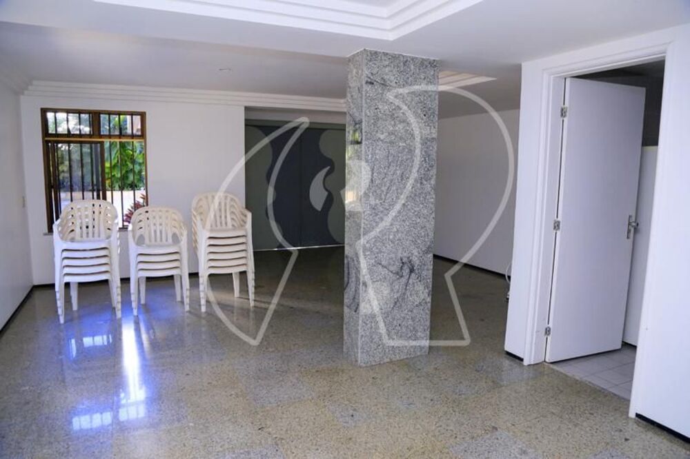 Apartamento à venda com 3 quartos, 215m² - Foto 6