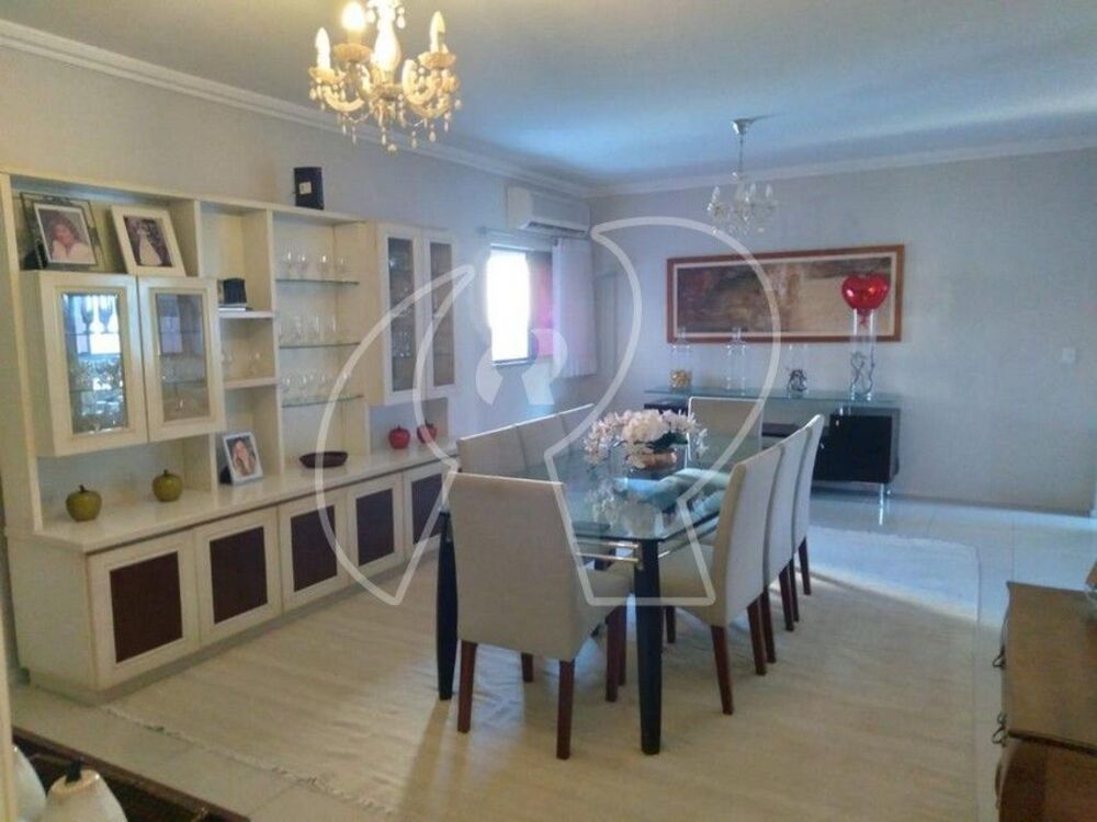 Apartamento, 3 quartos, 191 m² - Foto 1