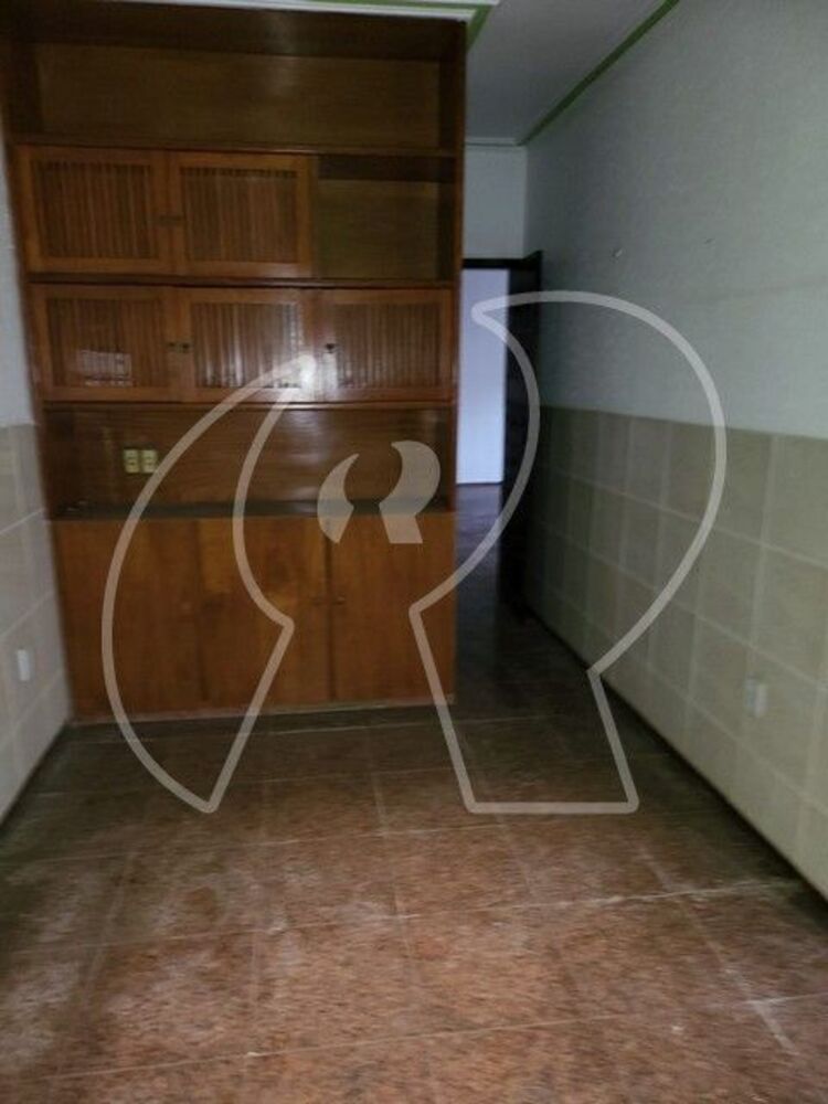 Casa à venda com 4 quartos, 217m² - Foto 5