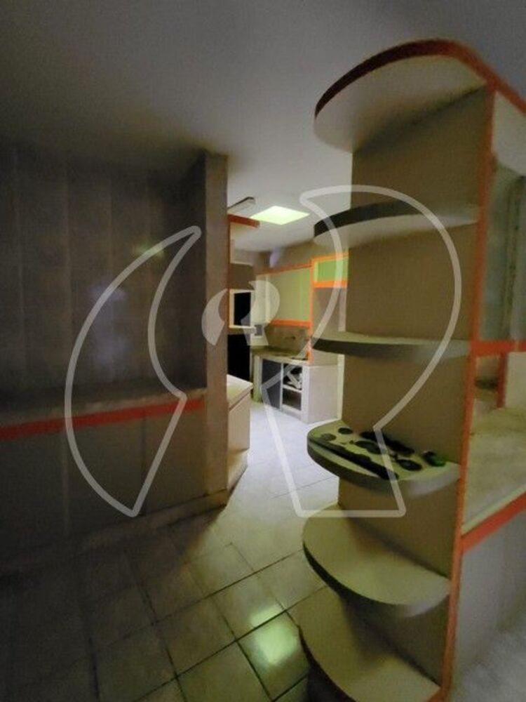 Casa à venda com 4 quartos, 217m² - Foto 18