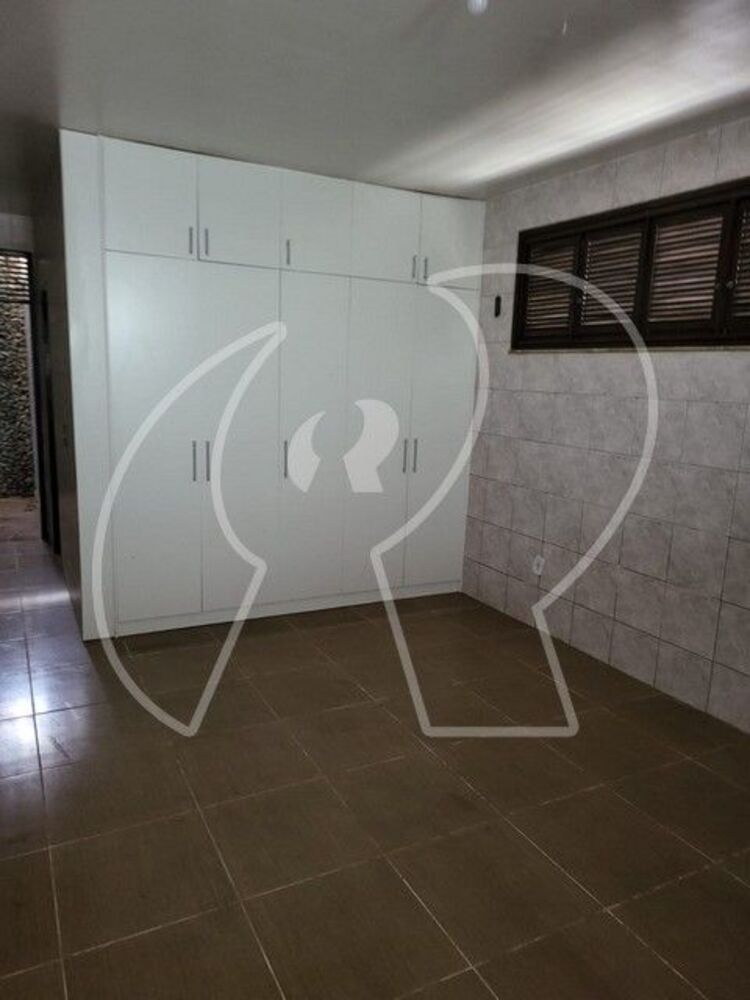 Casa à venda com 4 quartos, 217m² - Foto 20