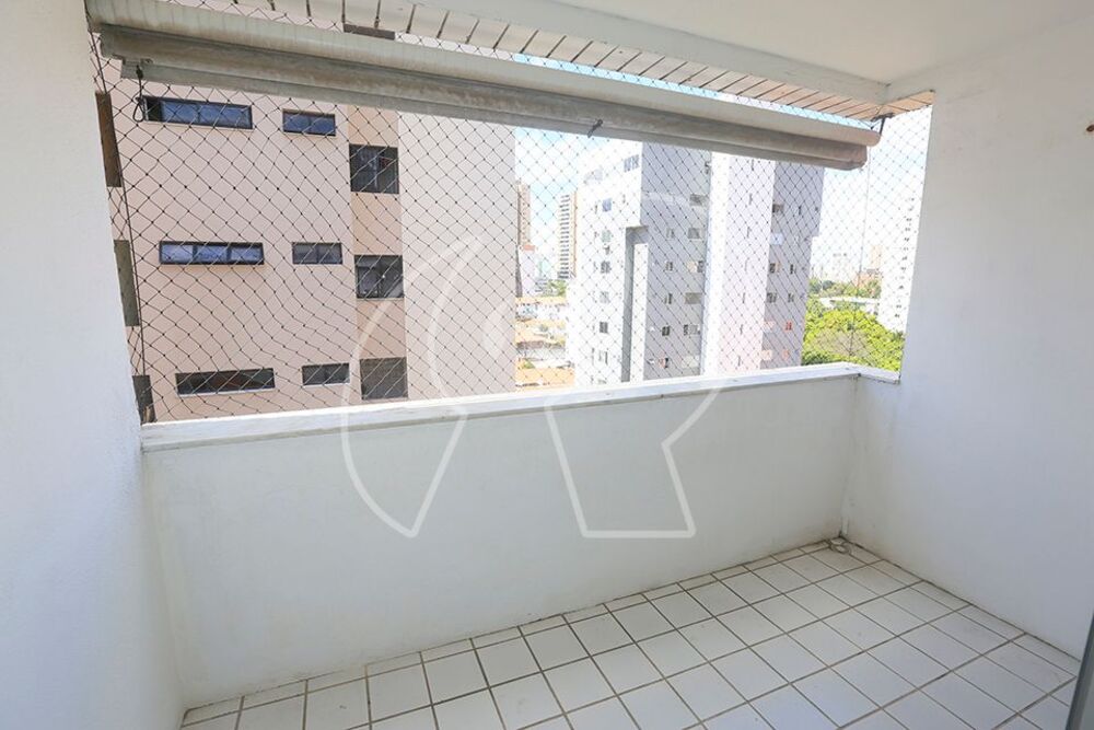 Apartamento à venda com 3 quartos, 103m² - Foto 2