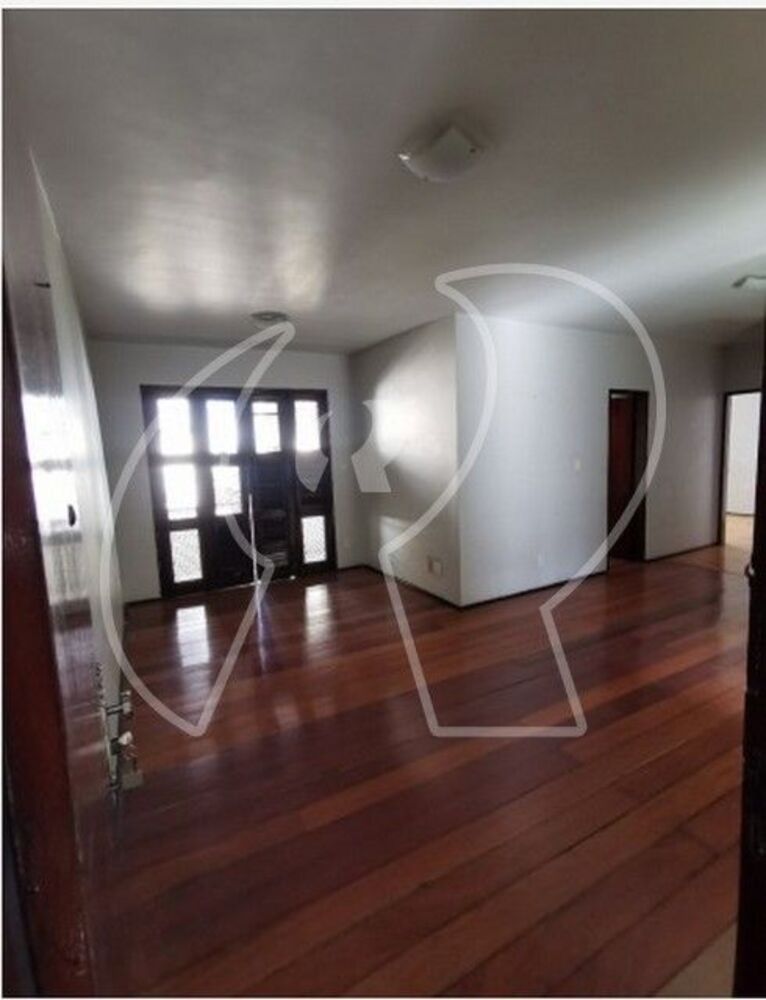 Apartamento à venda com 3 quartos, 110m² - Foto 1