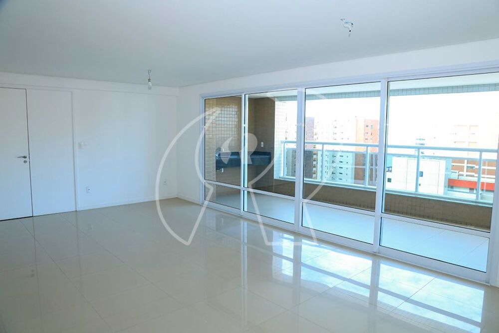 Apartamento, 4 quartos, 229 m² - Foto 2