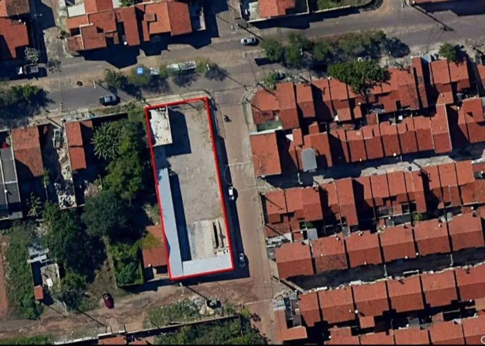 Terreno à venda, 900m² - Foto 1