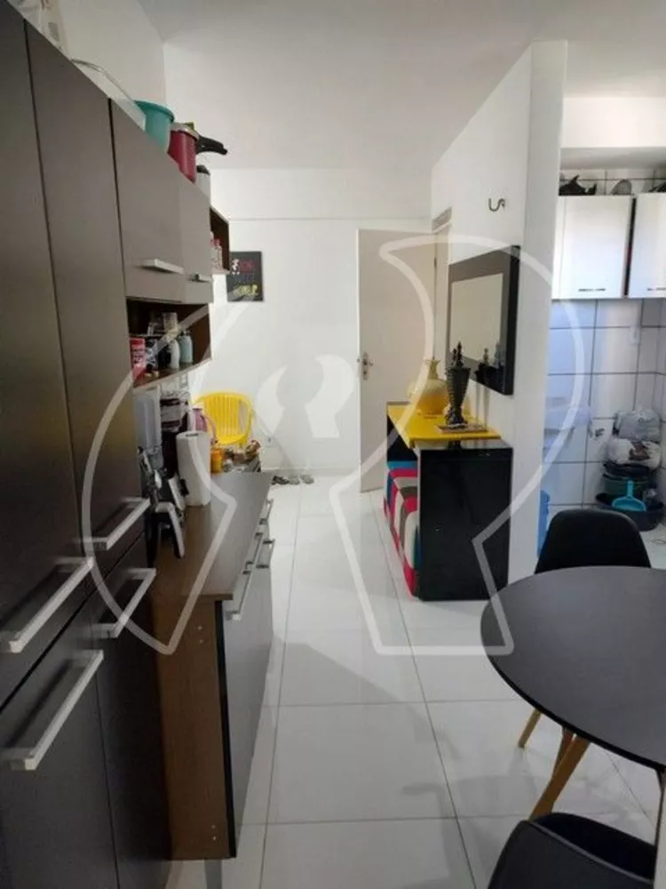 Apartamento à venda com 3 quartos, 60m² - Foto 2