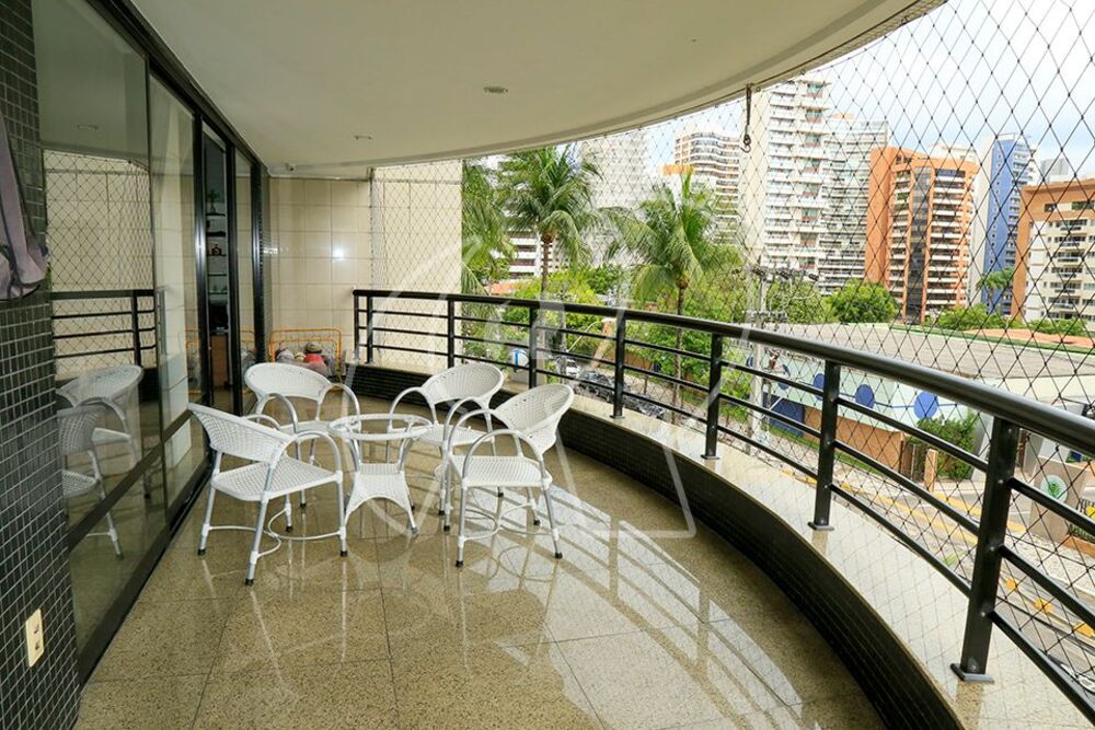 Apartamento, 3 quartos, 253 m² - Foto 2