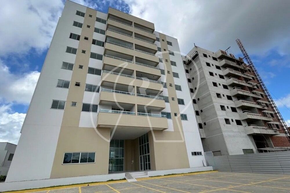 Apartamento à venda com 3 quartos, 107m² - Foto 1