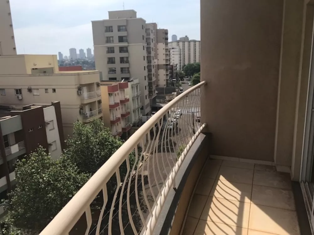 Apartamento à venda com 2 quartos, 70m² - Foto 4