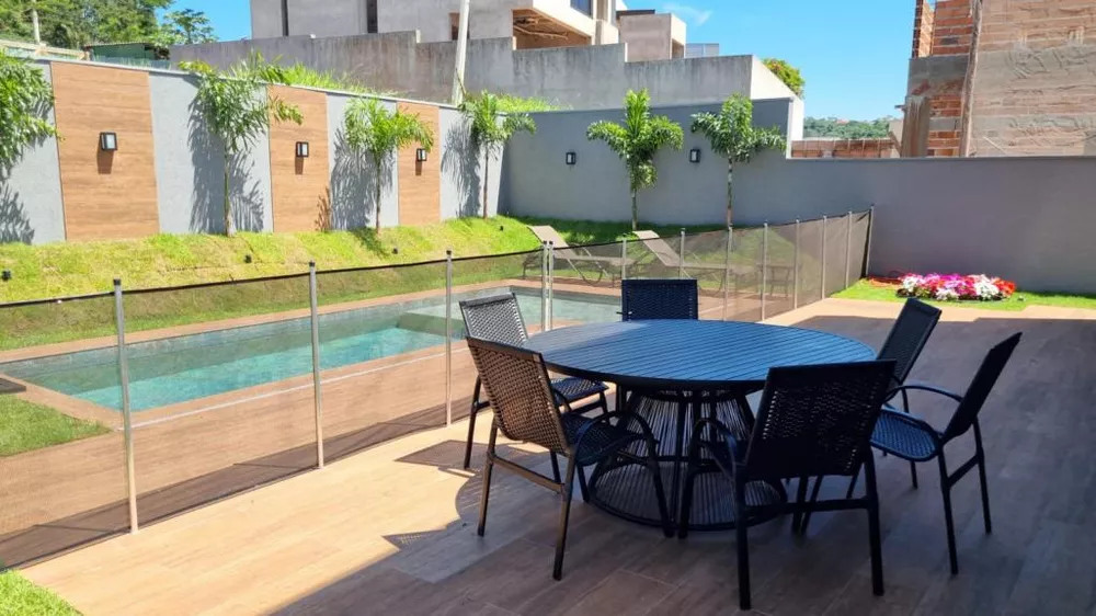 Casa de Condomínio à venda com 3 quartos, 305m² - Foto 24