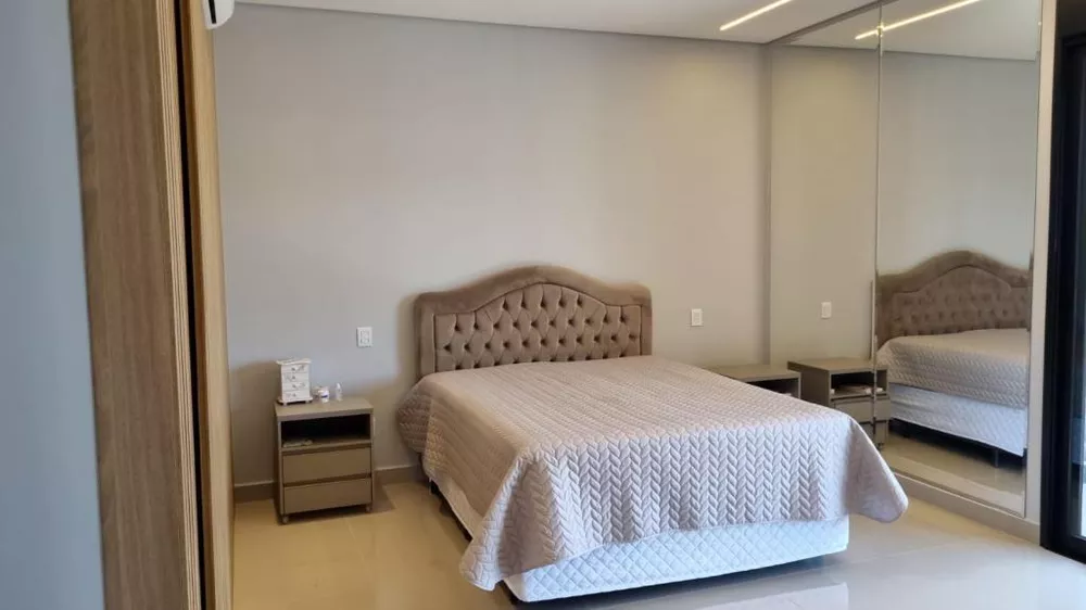 Casa de Condomínio à venda com 3 quartos, 305m² - Foto 4