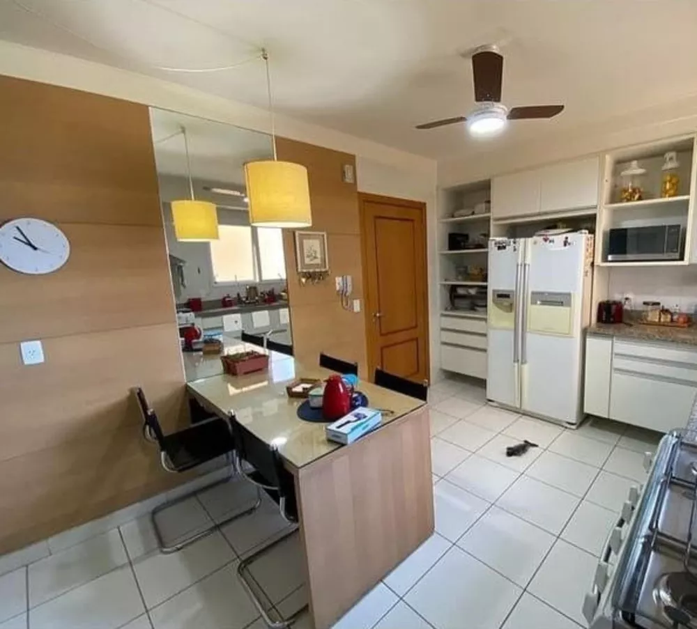 Apartamento à venda com 3 quartos, 137m² - Foto 8