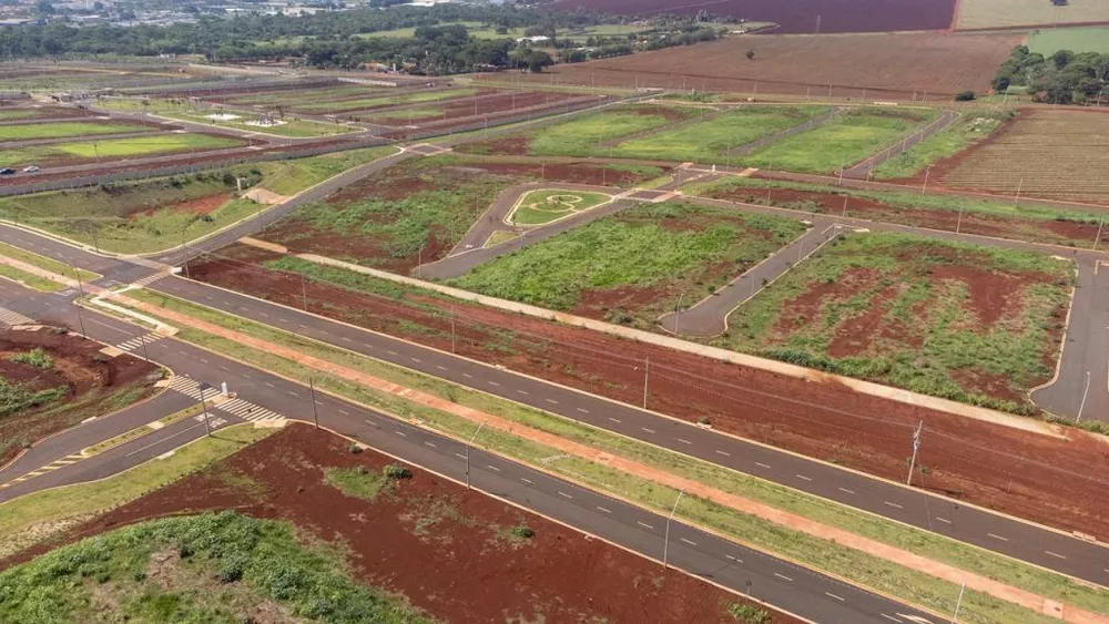 Terreno à venda, 351m² - Foto 1