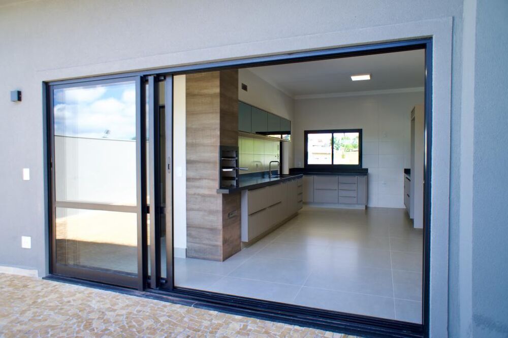 Casa de Condomínio à venda com 3 quartos, 180m² - Foto 3