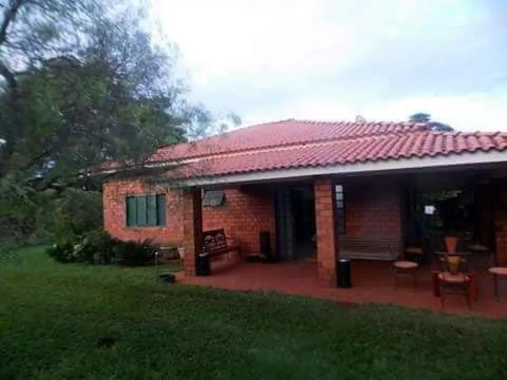 Fazenda à venda com 5 quartos, 1200m² - Foto 2