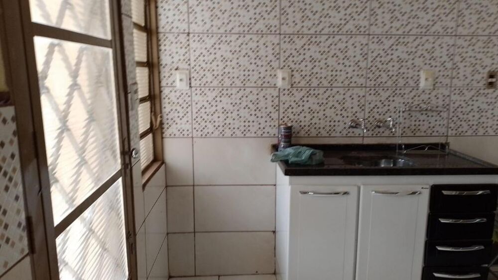 Casa à venda com 3 quartos, 190m² - Foto 4
