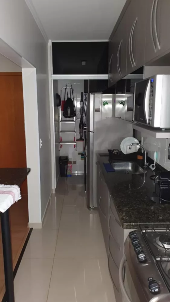 Apartamento à venda com 2 quartos, 57m² - Foto 6