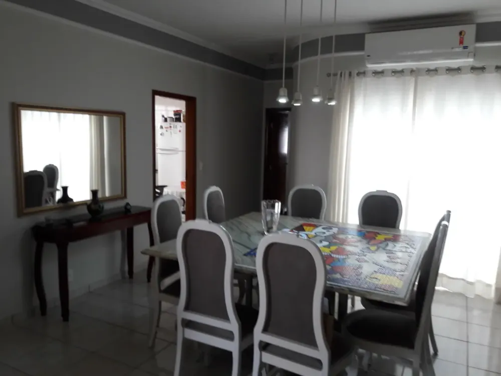 Casa, 3 quartos, 178 m² - Foto 3