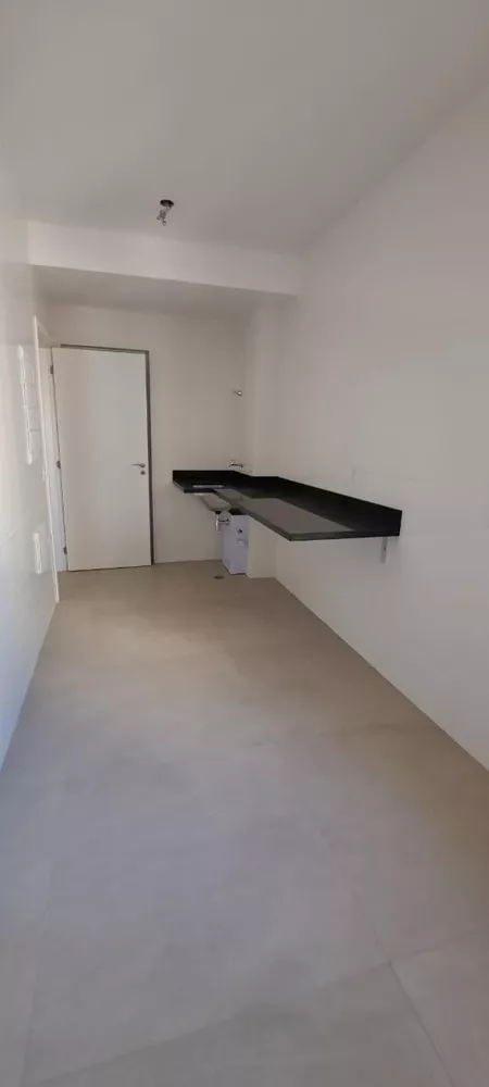 Apartamento à venda com 3 quartos, 274m² - Foto 9