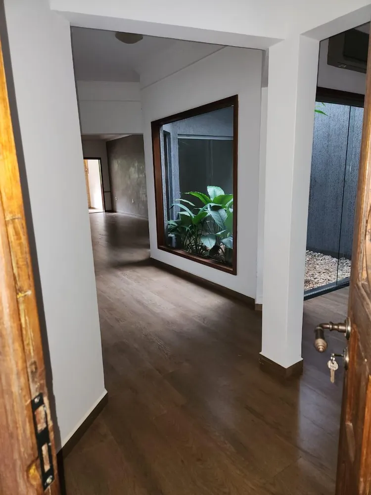 Casa, 4 quartos, 235 m² - Foto 4