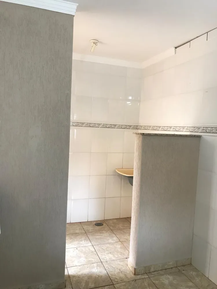 Casa, 3 quartos, 77 m² - Foto 2