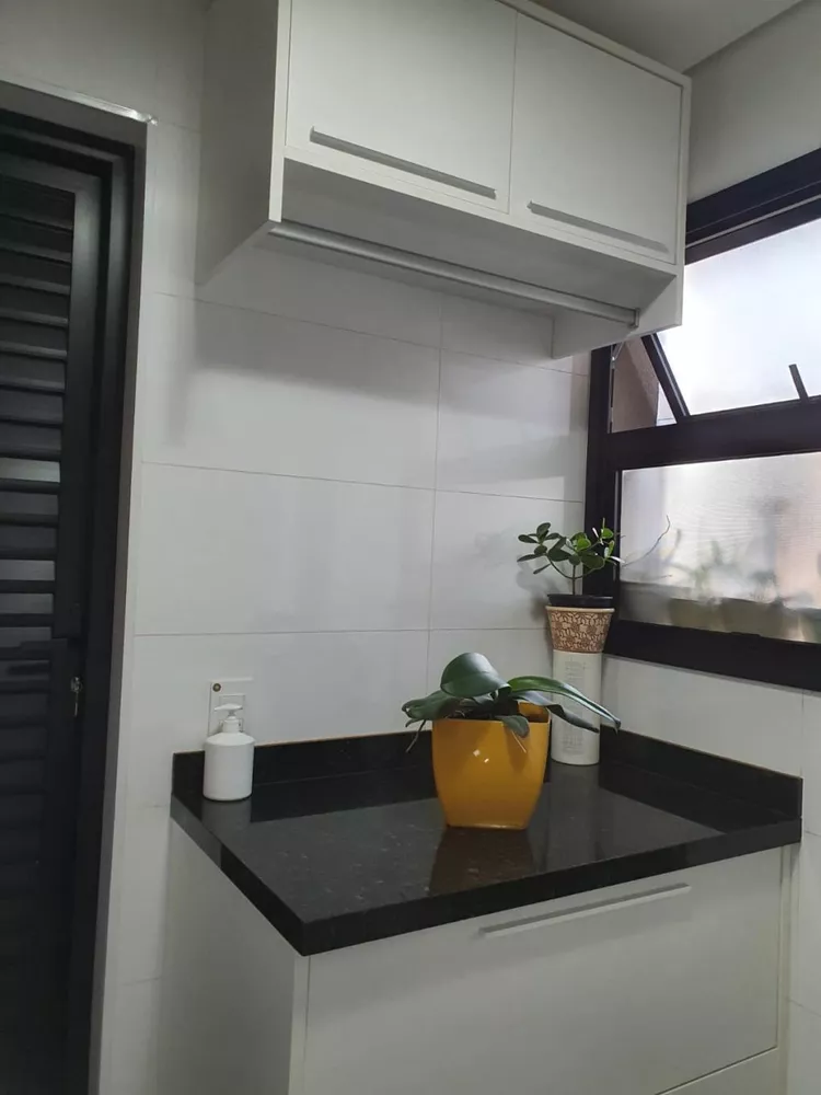 Apartamento à venda com 3 quartos, 160m² - Foto 9