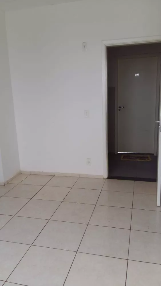 Apartamento à venda com 2 quartos, 45m² - Foto 3