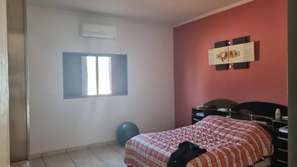 Casa à venda com 3 quartos, 181m² - Foto 20