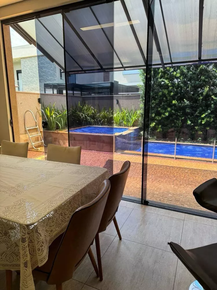 Casa de Condomínio à venda com 4 quartos, 259m² - Foto 9