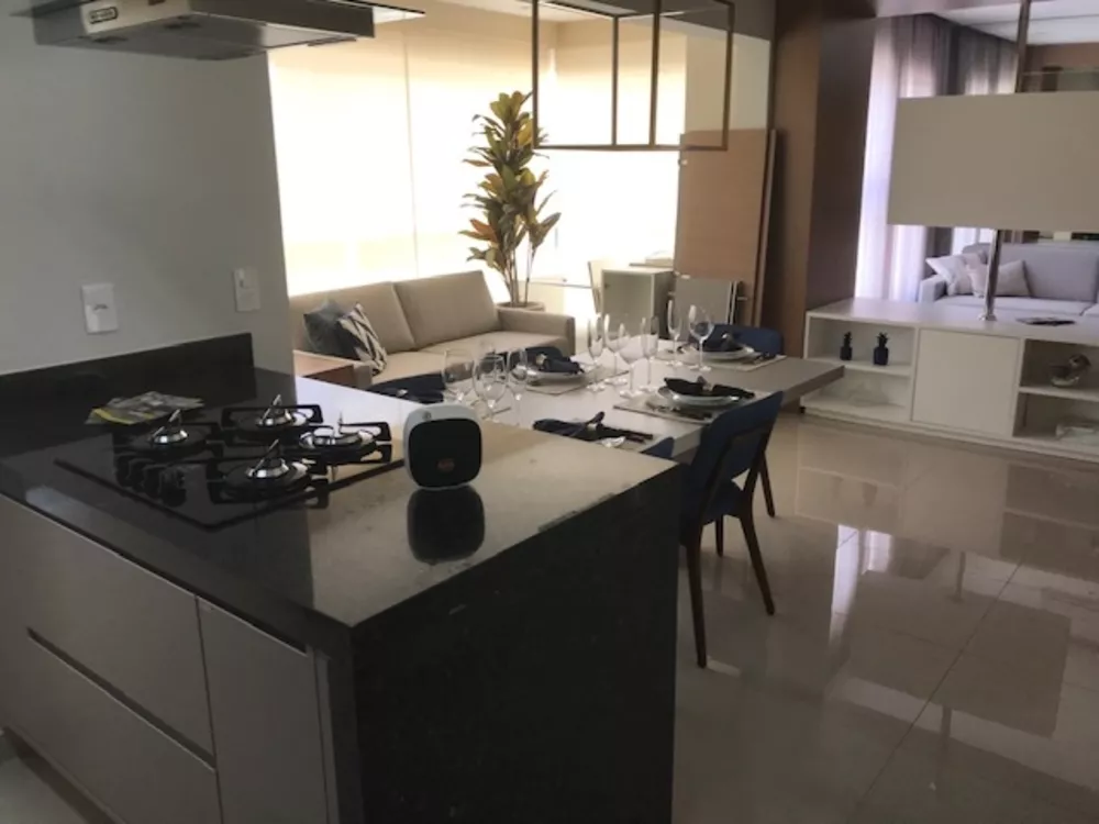 Apartamento à venda com 3 quartos, 115m² - Foto 3