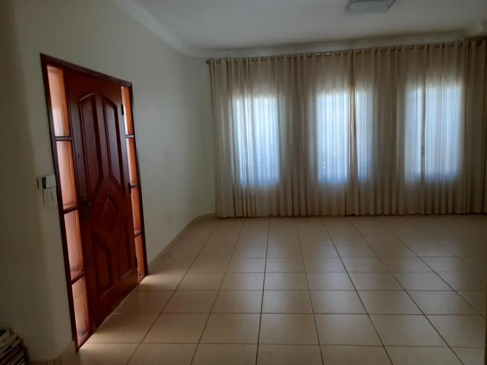 Casa, 3 quartos, 210 m² - Foto 5