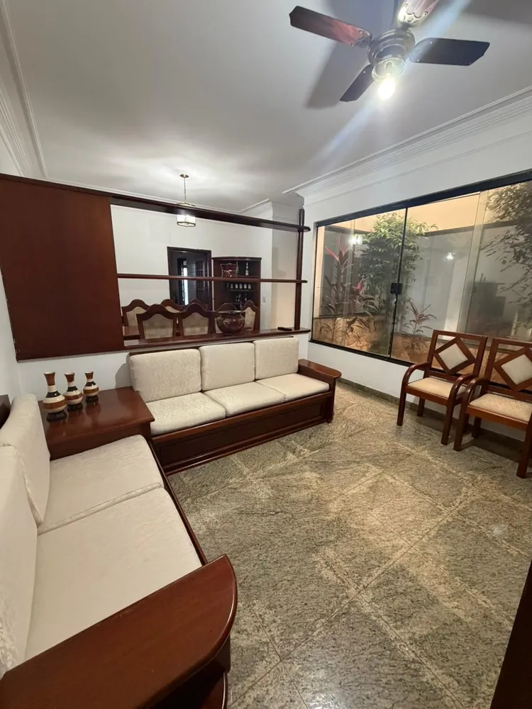 Casa, 3 quartos, 260 m² - Foto 2