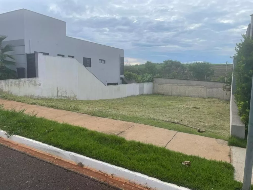 Terreno à venda, 405m² - Foto 1