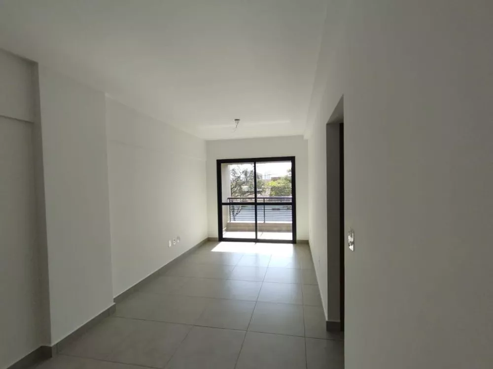 Apartamento à venda com 2 quartos, 77m² - Foto 1