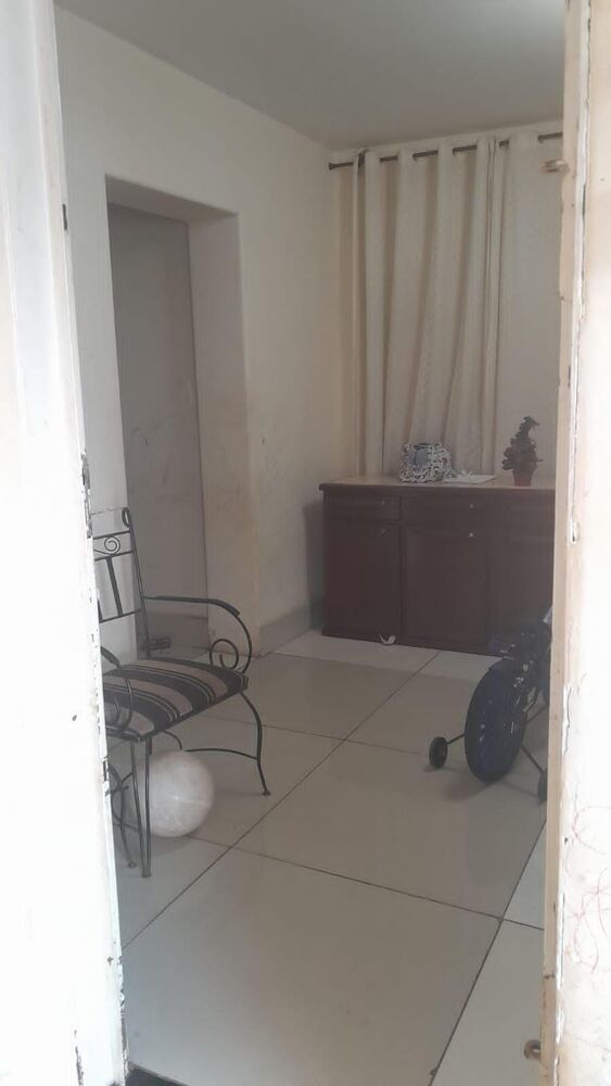 Casa à venda com 5 quartos, 350m² - Foto 4