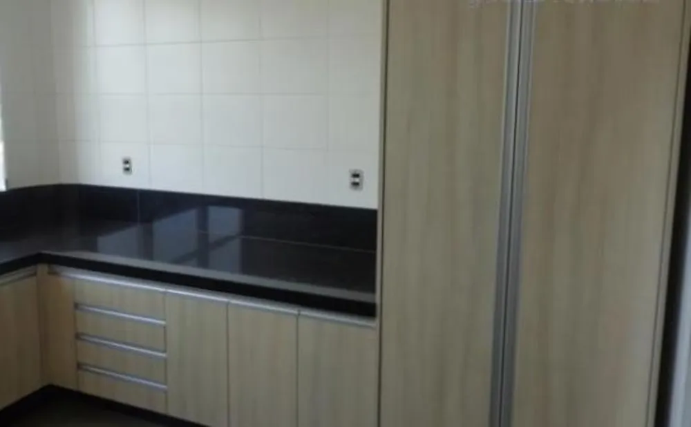 Apartamento, 3 quartos, 220 m² - Foto 1