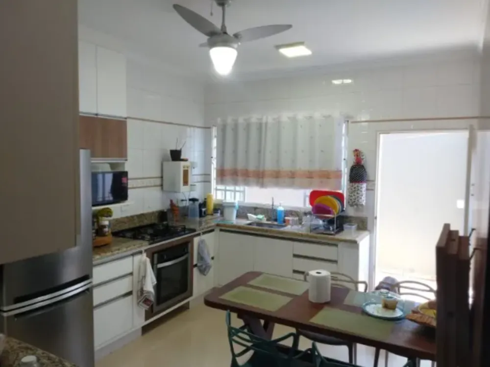 Casa, 5 quartos, 300 m² - Foto 9