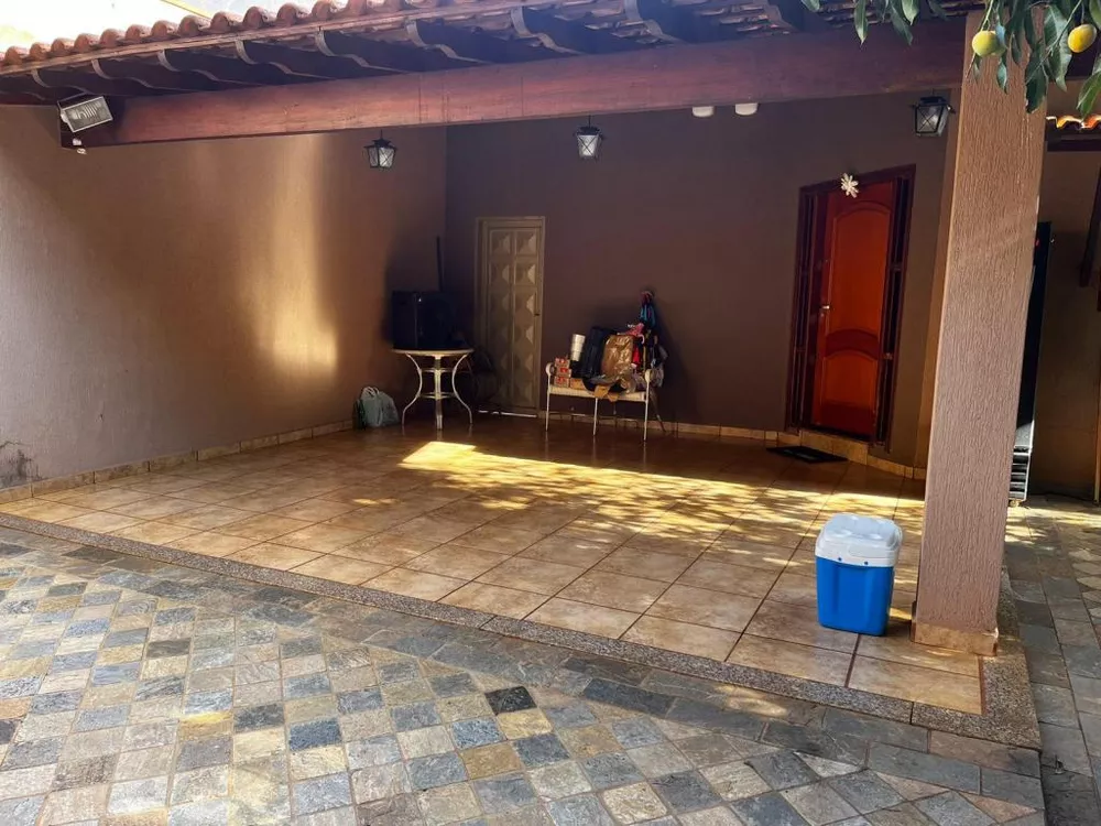 Casa à venda com 3 quartos, 188m² - Foto 18