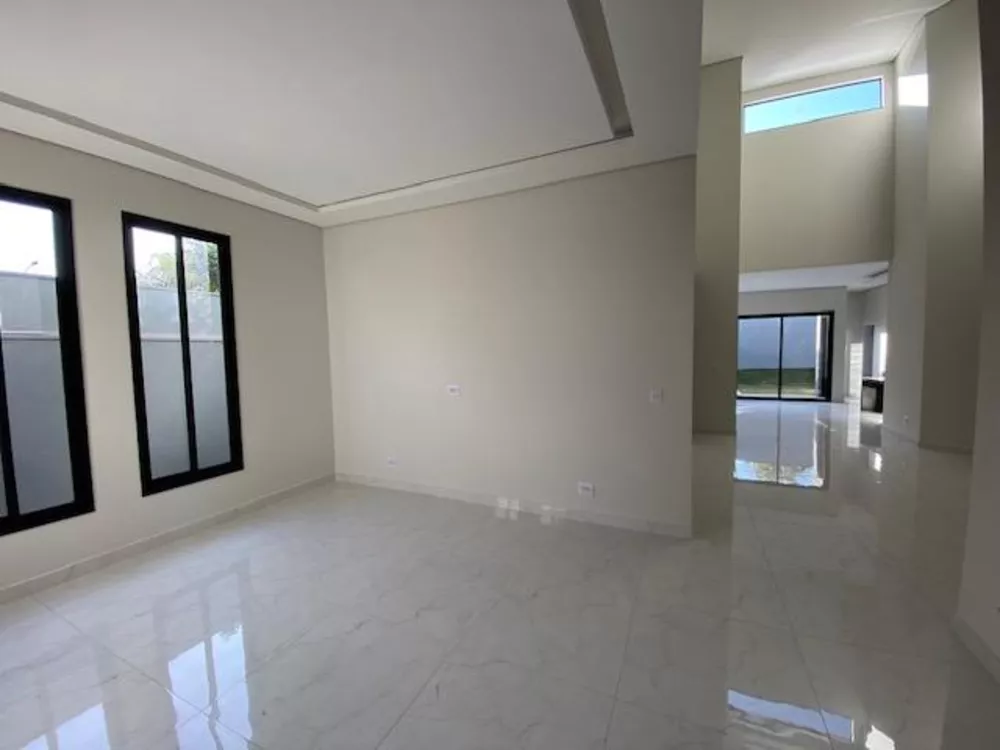 Casa de Condomínio à venda com 3 quartos, 250m² - Foto 5