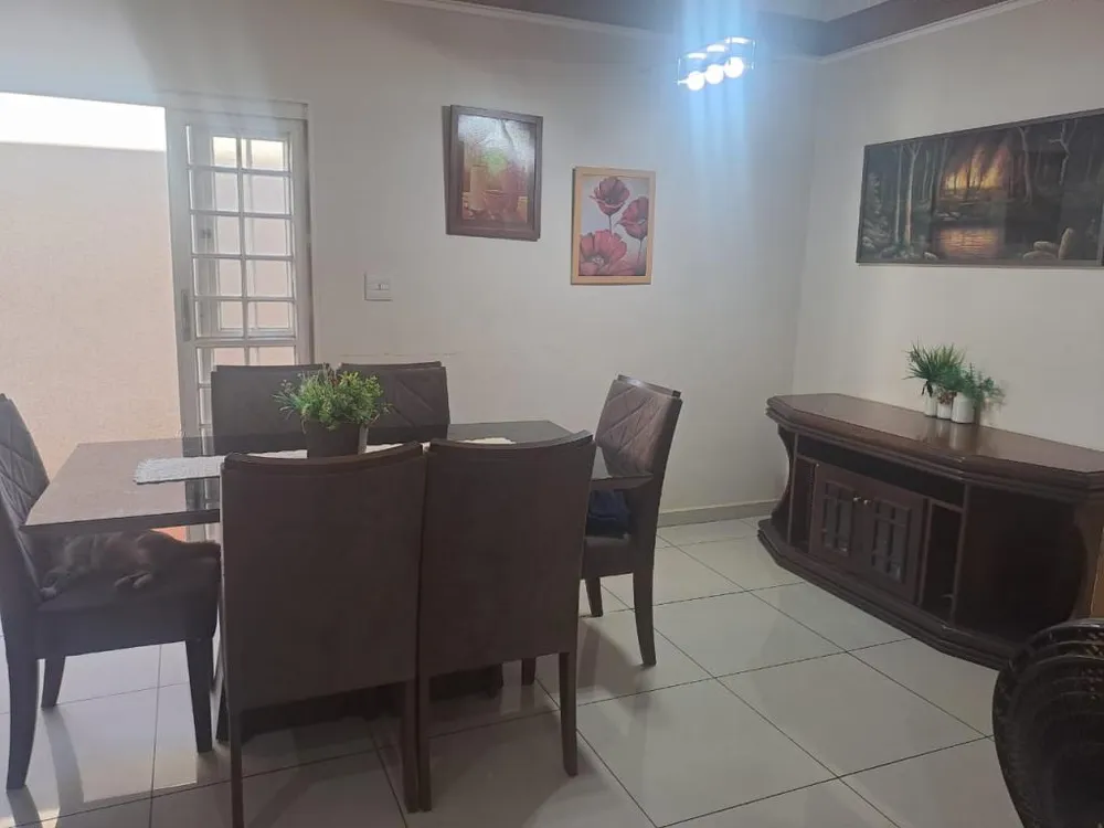 Casa, 3 quartos, 200 m² - Foto 2