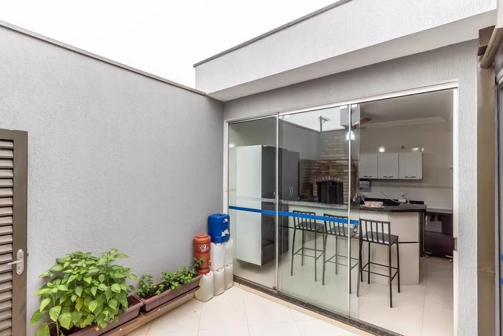 Casa à venda com 3 quartos, 150m² - Foto 7